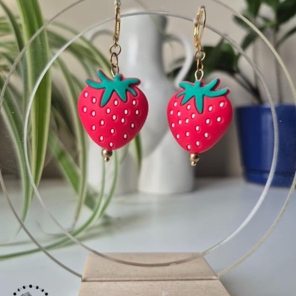 Cute Strawberry Earrings | Silicone Strawberry Beads - Picture 5 of 6